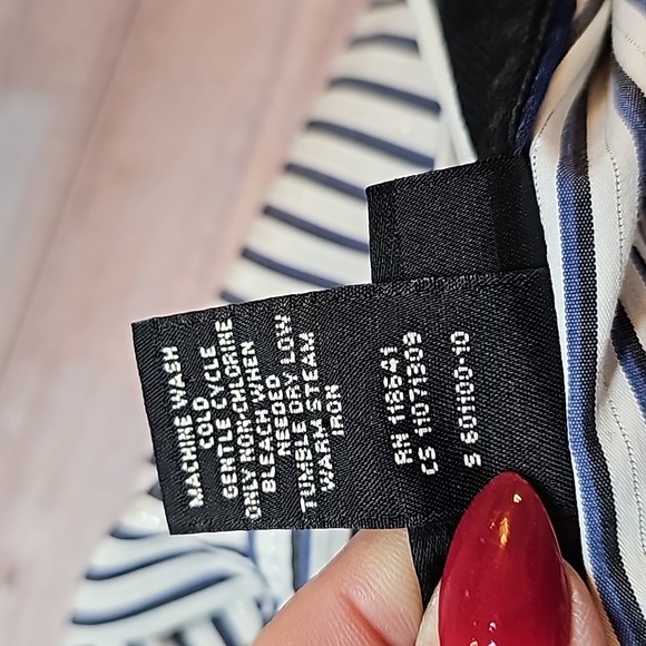 LANE BRYANT BLUE & WHITE STRIPED PLUS SIZE  3/4 CUFF SLEEVE BUTTON-UP BLOUSE - Picture 12 of 12